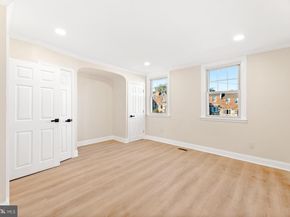 138 E Fariston Drive, Philadelphia PA 19120