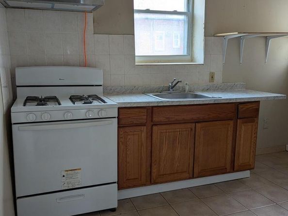 1425 Fanshawe Street, Philadelphia PA 19111