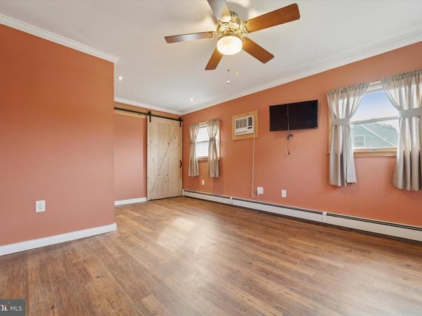 14 Cinnamon Road, Levittown PA 19057