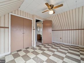 14 Cinnamon Road, Levittown PA 19057