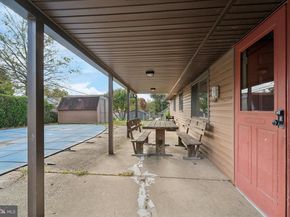 14 Cinnamon Road, Levittown PA 19057