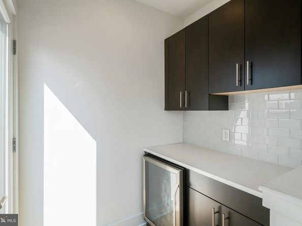 702 N Front Street 2, Philadelphia PA 19123