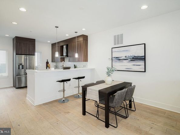 702 N Front Street 2, Philadelphia PA 19123