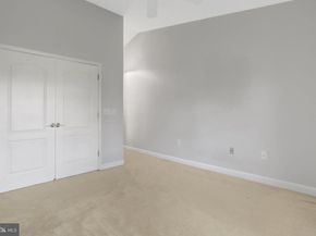 6924 Fairfax Drive 322, Arlington VA 22213