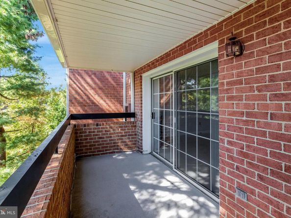 6924 Fairfax Drive 322, Arlington VA 22213