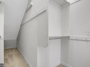6924 Fairfax Drive 322, Arlington VA 22213