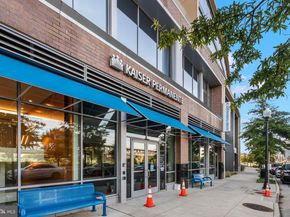 708 Chetworth Place, Alexandria VA 22314
