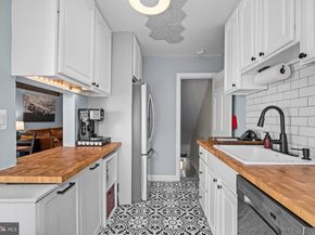 708 Chetworth Place, Alexandria VA 22314