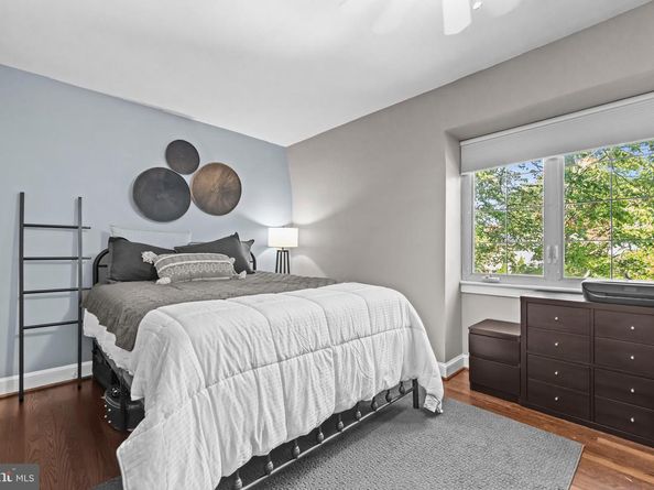708 Chetworth Place, Alexandria VA 22314