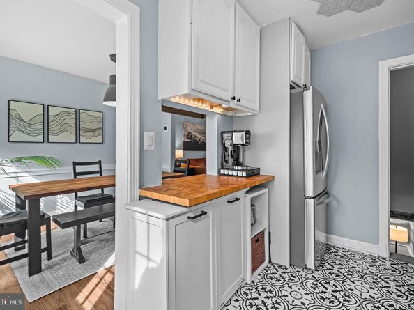 708 Chetworth Place, Alexandria VA 22314