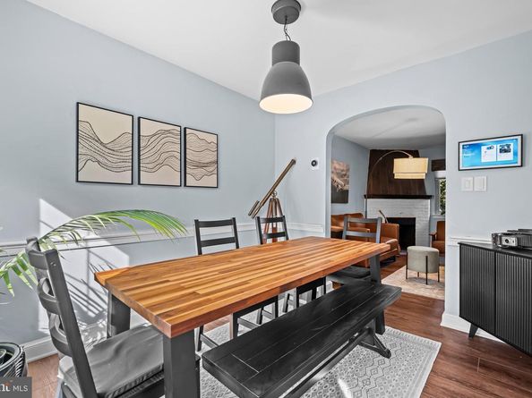 708 Chetworth Place, Alexandria VA 22314