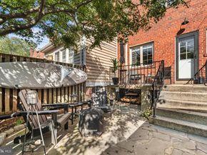 708 Chetworth Place, Alexandria VA 22314