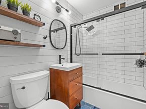 708 Chetworth Place, Alexandria VA 22314