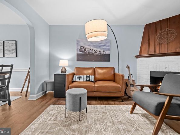 708 Chetworth Place, Alexandria VA 22314
