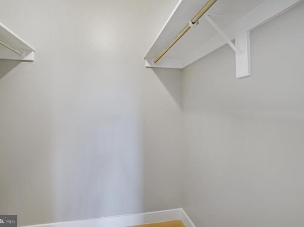 205 Yoakum Parkway 223, Alexandria VA 22304