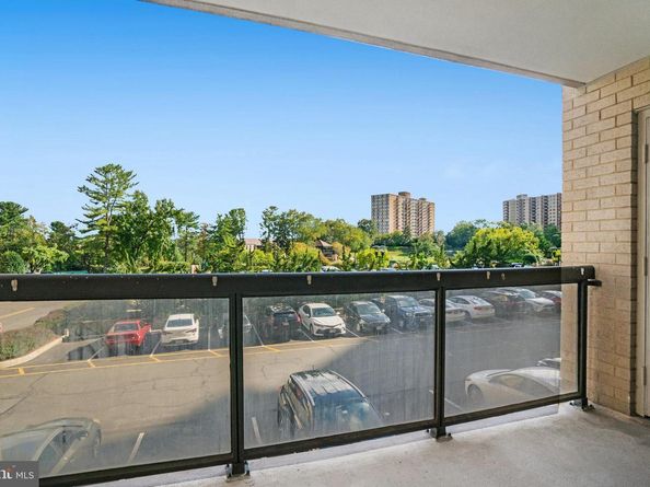 205 Yoakum Parkway 223, Alexandria VA 22304
