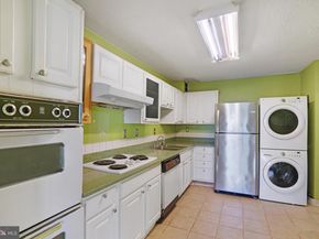 205 Yoakum Parkway 223, Alexandria VA 22304