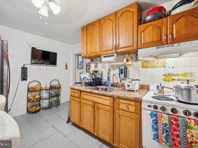 2241 N 8TH Street, Philadelphia PA 19133