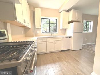 3492 Martha Custis Drive