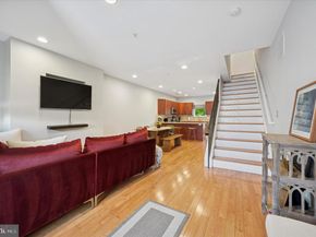 4128 Apple Street, Philadelphia PA 19127