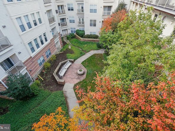 2791 Centerboro Drive 484, Vienna VA 22181