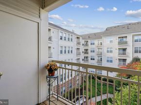 2791 Centerboro Drive 484, Vienna VA 22181