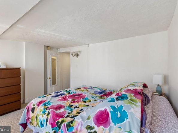 210 Sigel Street, Philadelphia PA 19148