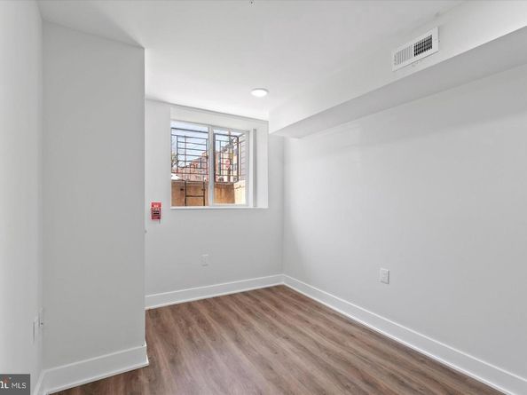 321 W Berks Street, Philadelphia PA 19122