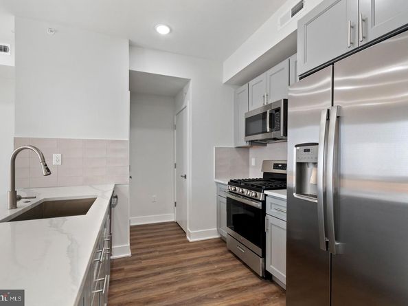 321 W Berks Street, Philadelphia PA 19122