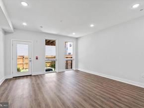 321 W Berks Street, Philadelphia PA 19122