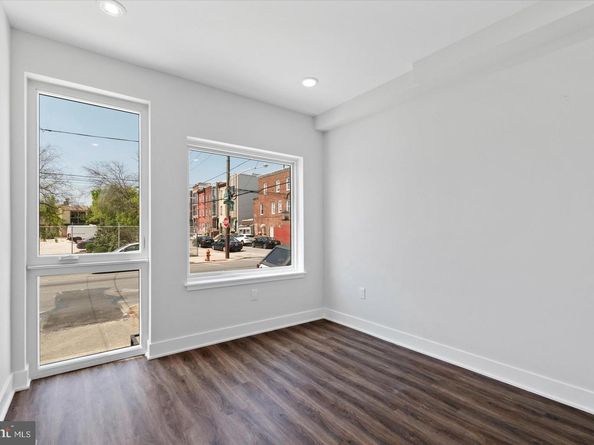 321 W Berks Street, Philadelphia PA 19122