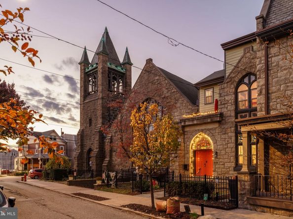 308 Monastery Avenue, Philadelphia PA 19128