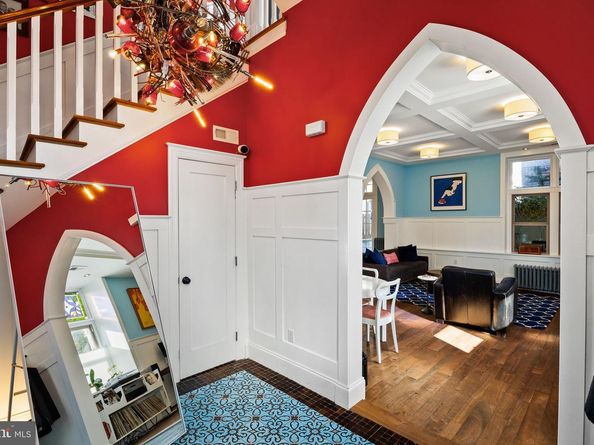 308 Monastery Avenue, Philadelphia PA 19128