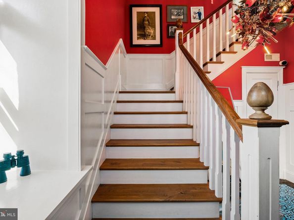 308 Monastery Avenue, Philadelphia PA 19128