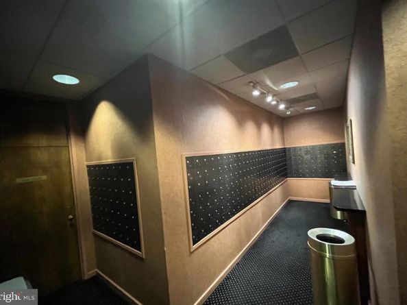 1800 Old Meadow Road 1215, Mclean VA 22102