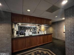 1800 Old Meadow Road 1215, Mclean VA 22102