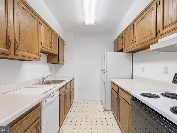 1420 Locust Street 7M, Philadelphia PA 19102