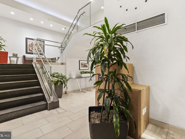 1420 Locust Street 7M, Philadelphia PA 19102