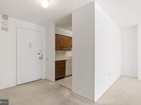 1420 Locust Street 7M, Philadelphia PA 19102