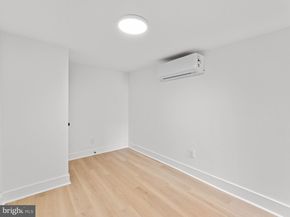 914 Winton Street, Philadelphia PA 19148