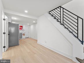 914 Winton Street, Philadelphia PA 19148