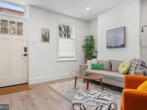 2547 Collins Street, Philadelphia PA 19125