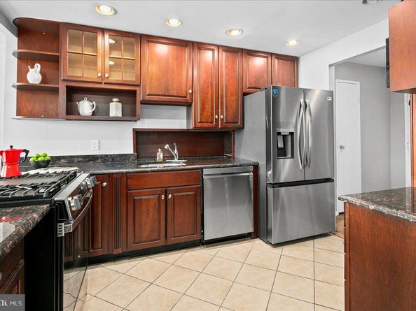 3315 Wisconsin Avenue NW 206, Washington DC 20016