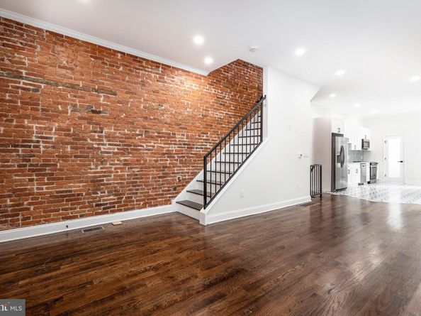 1925 N 32nd Street, Philadelphia PA 19121