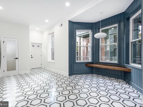 1925 N 32nd Street, Philadelphia PA 19121