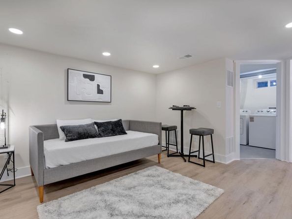 5543 Central Avenue SE, Washington DC 20019