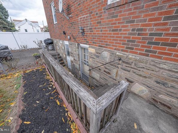 916 Faunce Street, Philadelphia PA 19111