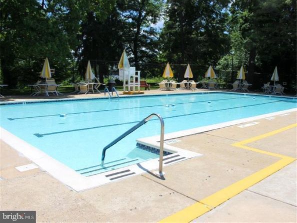 6204 Delaire Landing Road 204, Philadelphia PA 19114