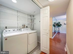 6204 Delaire Landing Road 204, Philadelphia PA 19114