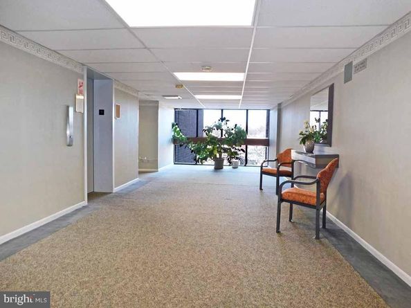 6204 Delaire Landing Road 204, Philadelphia PA 19114